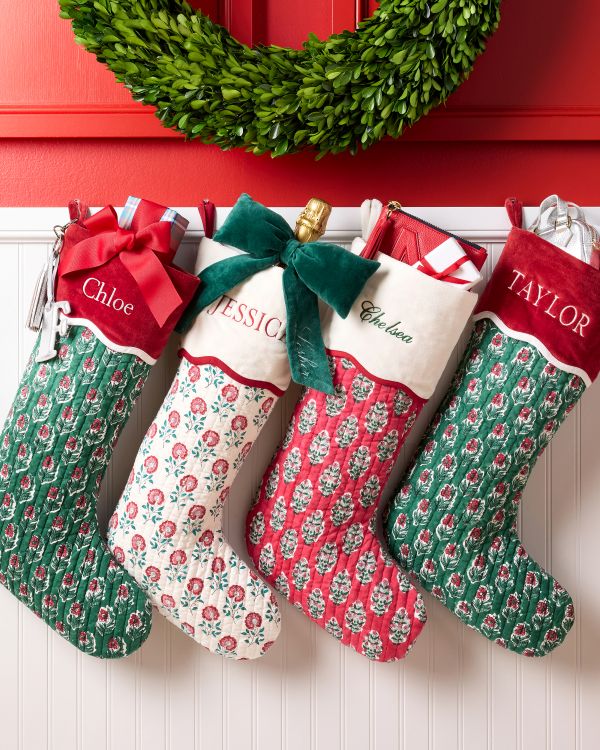 Deck the Halls >