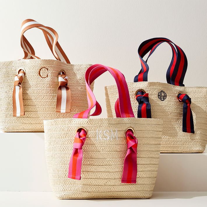 Coastal Grandma: Shop The Ironic $30 Tote Bag That Everyone's Wearing –  StyleCaster