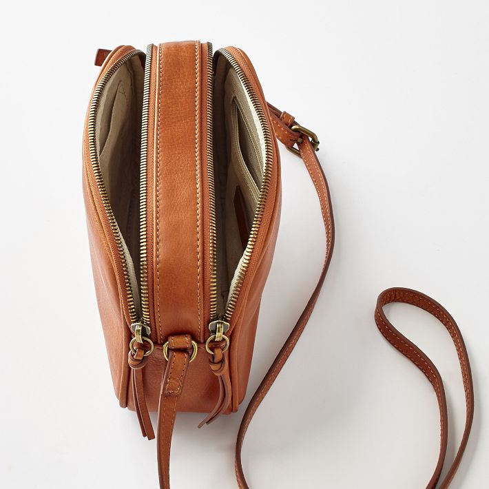 Leather crossbody pouch