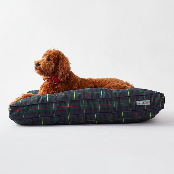 Jax &amp; Bones Dog Pillow Bed