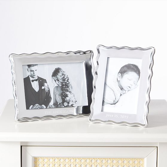 Scalloped Silver Photo Frame