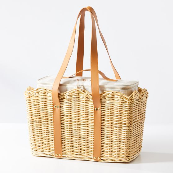 Scalloped Wicker Insulated Picnic Basket