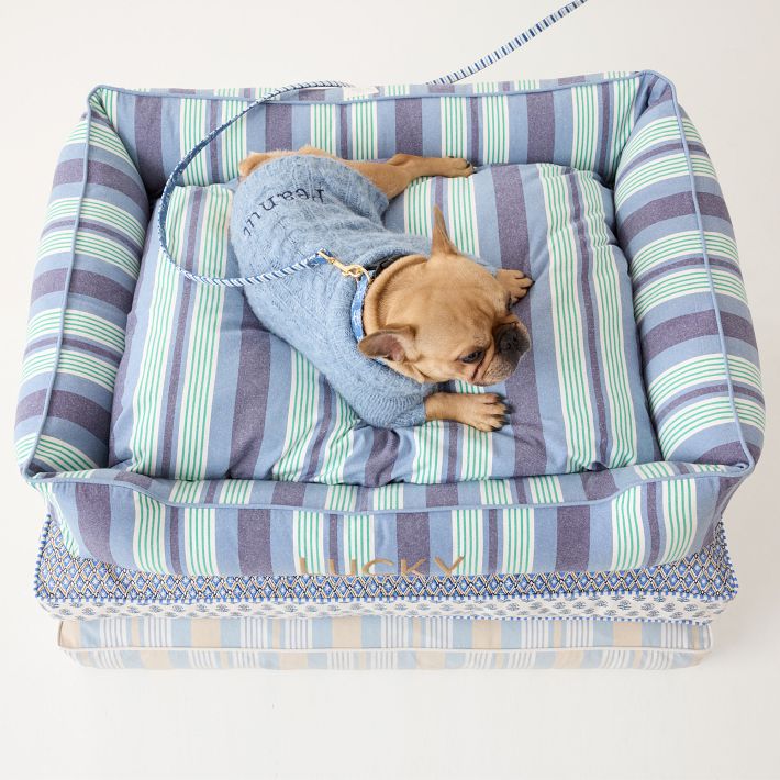 Deluxe Dog Bed Lounger | Mark and Graham