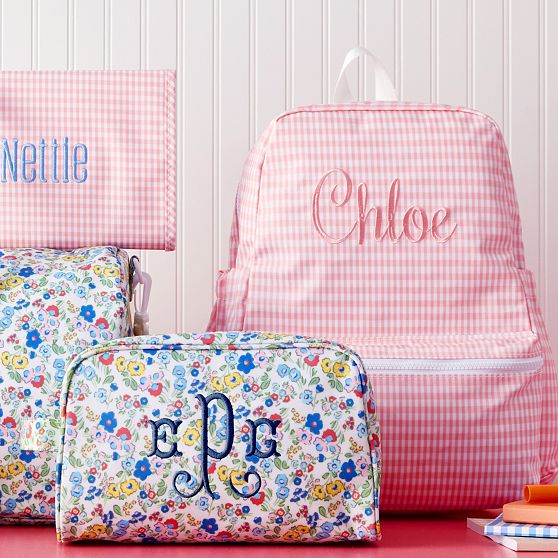 Riley Hanging Toiletry Pouch