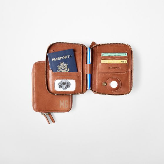 Carson Leather Travel Wallet