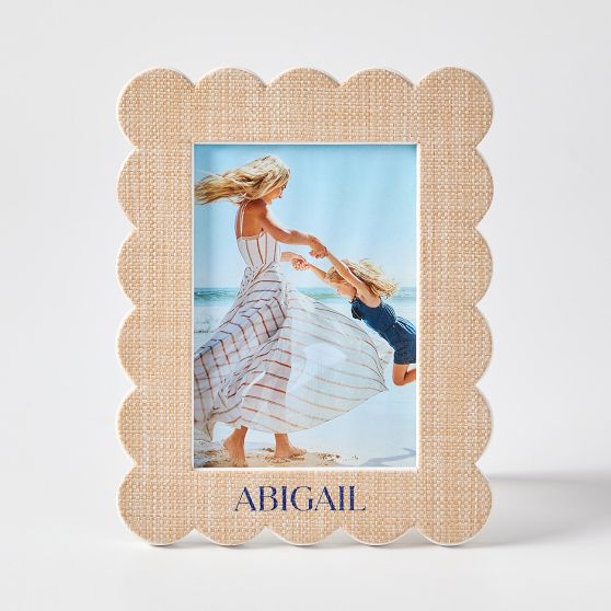 Raffia Scalloped Photo Frame