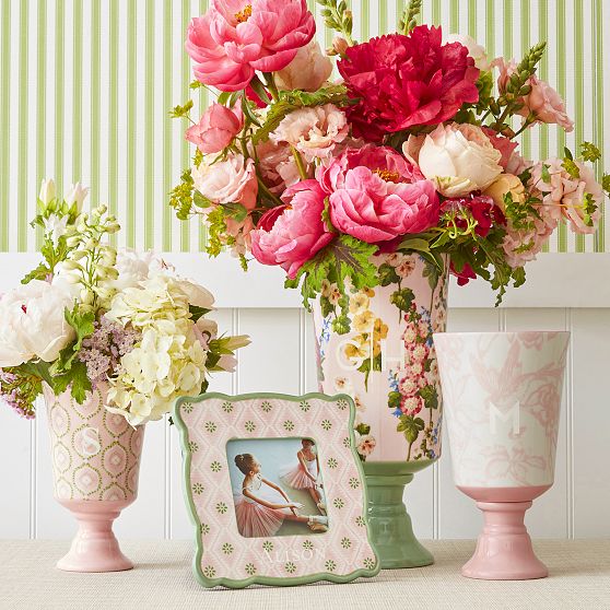 Sanderson Ceramic Pedestal Vase