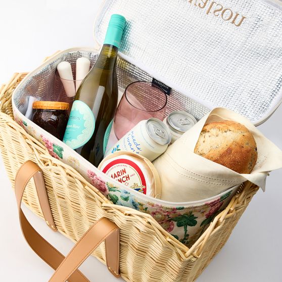 Sanderson Scalloped Wicker Insulated Picnic Basket