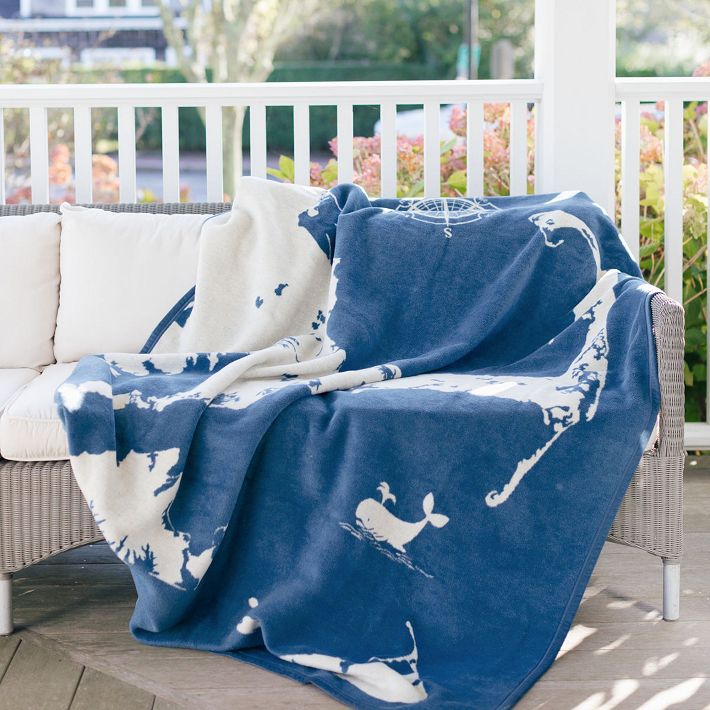 Mark & Graham Chappywrap Throw Blanket - Thumbnail 5
