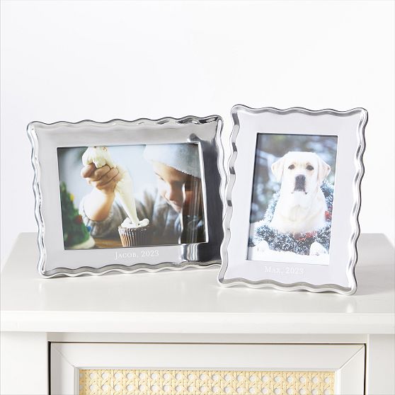 Scalloped Silver Photo Frame