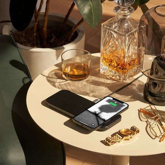 Courant Dual Wireless Charging Block