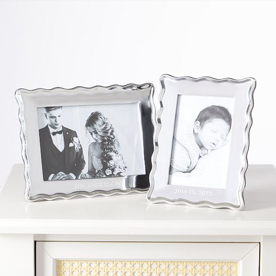 Scalloped Silver Photo Frame