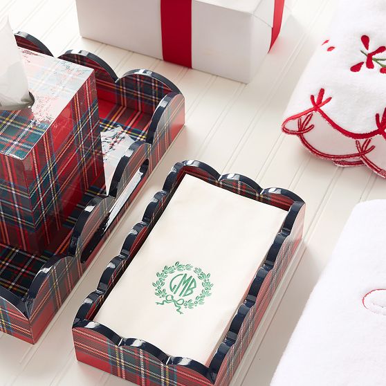Scalloped Lacquer Tartan Guest Towel Holder