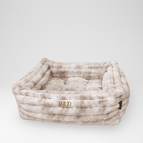 Cozy Dog Lounge Bed