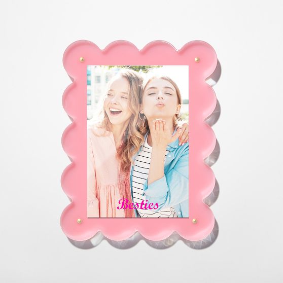 Tart by Taylor Scalloped Photo Frame
