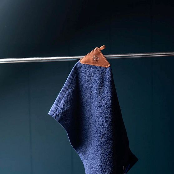 Holtz Leather Golf Towel