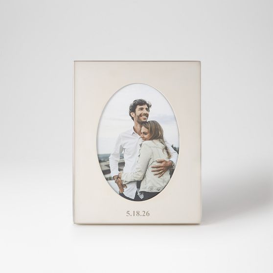 Classic Silver Oval Frame