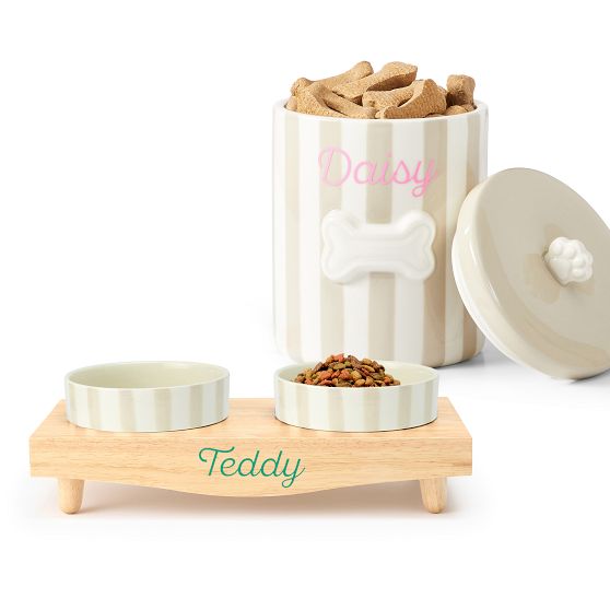 Pet Dining Essentials Gift Set
