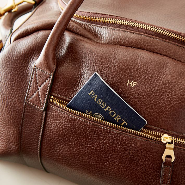 Harvey Leather Overnighter Bag | Personalized Travel Bags | Mark