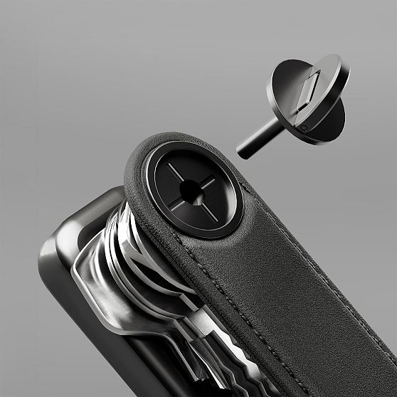 Journey Leather Key Tracker