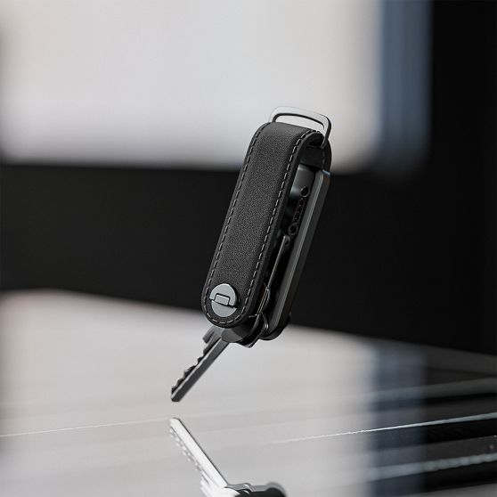 Journey Leather Key Tracker