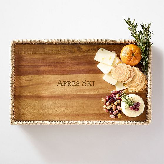 Scalloped Woven Serving Tray
