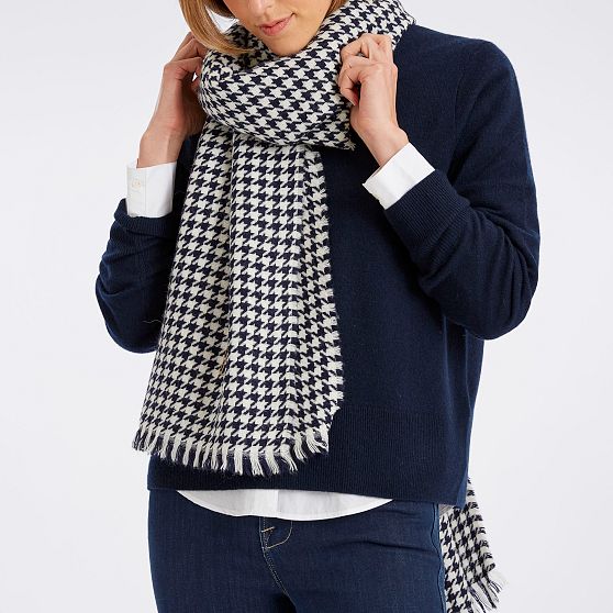 Italian Houndstooth Blanket Scarf