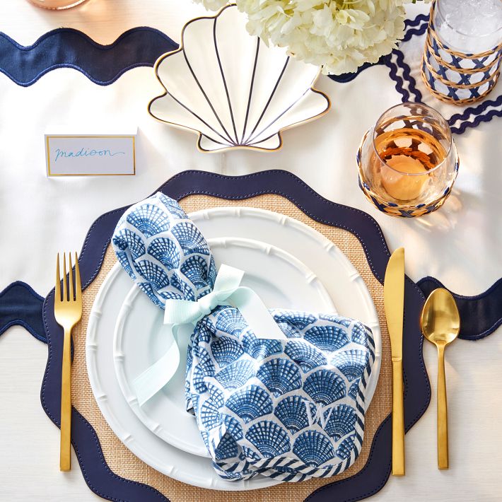 White Raffia Wave Placemat with “ G”Monogram in Mrs. Eaves font