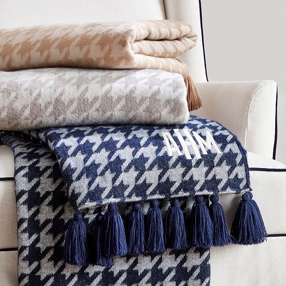 Italian Houndstooth Tassel Throw Blanket