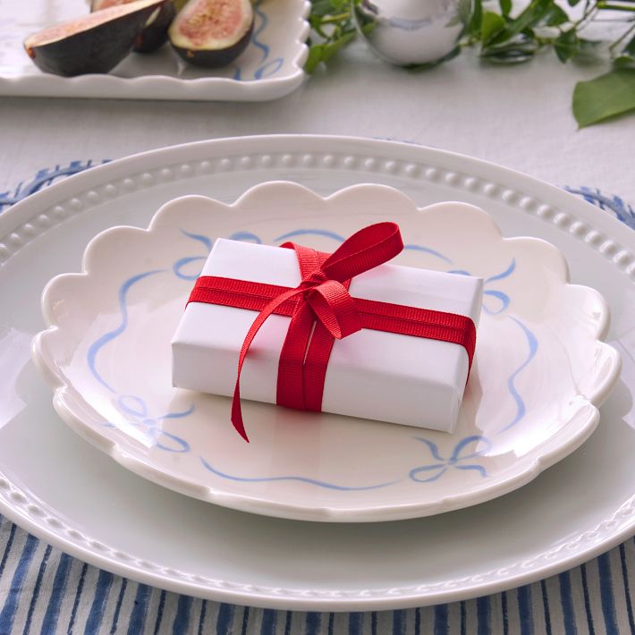 Bow Appetizer Plates, Set of 4