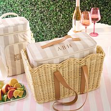 Scalloped Wicker Insulated Picnic Basket