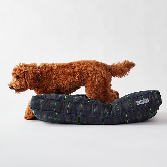 Jax &amp; Bones Plaid Dog Pillow Bed