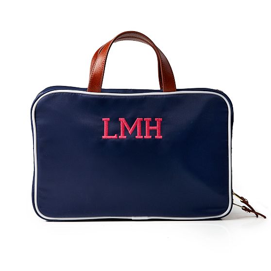Terminal 1 Soft Sided Hanging Cosmetic Case