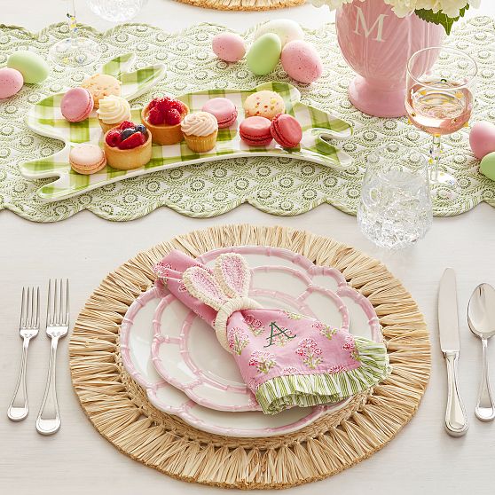 Block Print Scalloped Table Runner