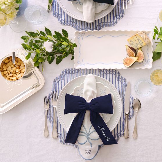 Bow Appetizer Plates, Set of 4