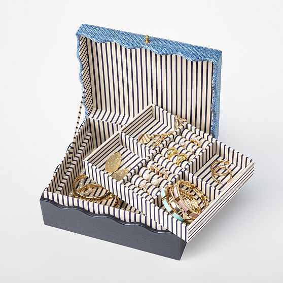 Scalloped Raffia Jewellery Box