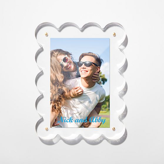 Tart by Taylor Scalloped Photo Frame