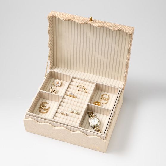 Scalloped Raffia Jewellery Box