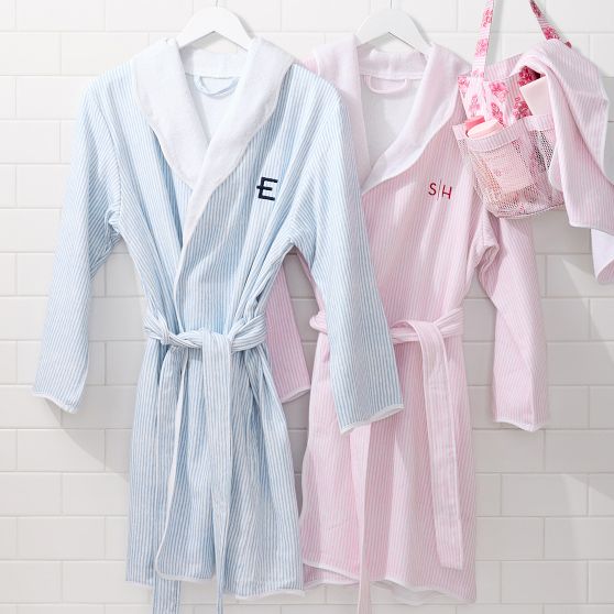 Patterned Scalloped Bath Robe