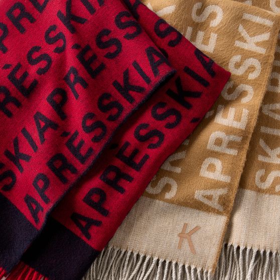 Après Ski Italian Throw Blanket